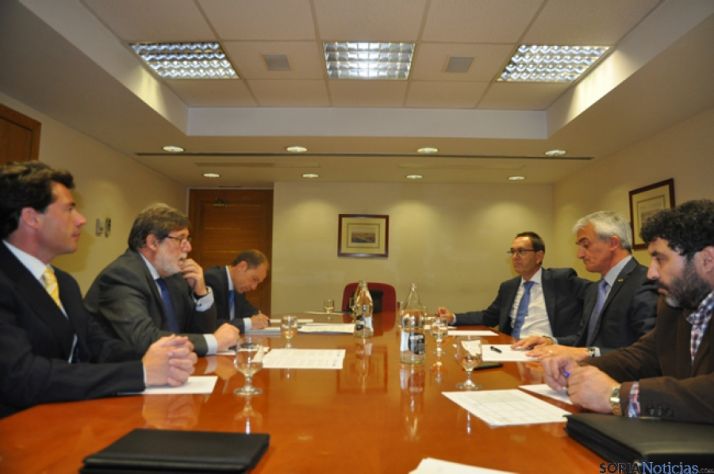 Reunión antes de la ponencia