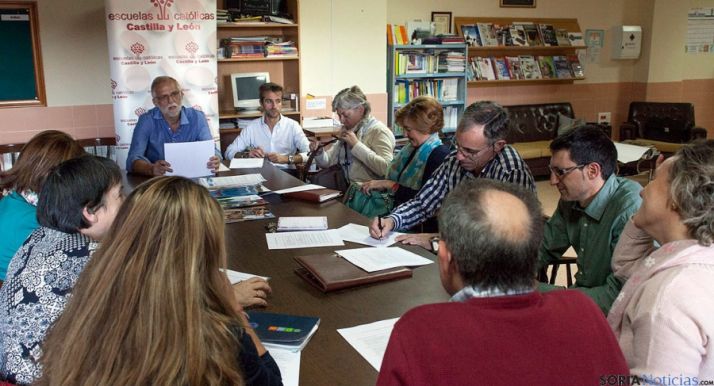 Responsables de los centros en la reunión.