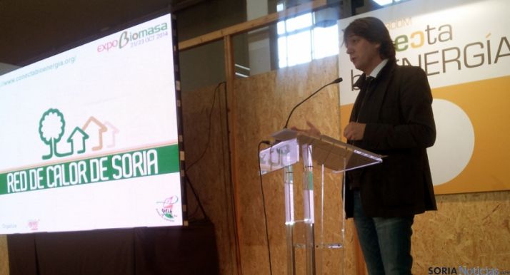 Mínguez durante su intervención en Expobiomasa. / REBI