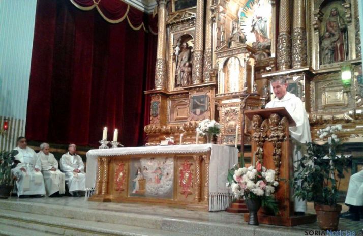 Un momento de la eucaristía. / SN