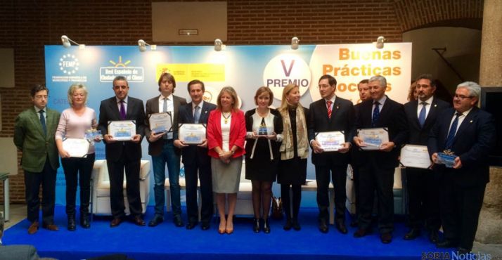 Mínguez,  (4º izda. en la entrega de los premios.