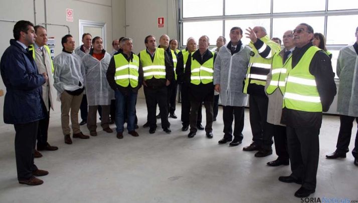 Visita de la Diputación a la planta de purines de Almazán. / Dip.