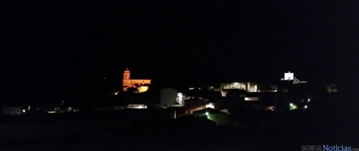 Vista de Torlengua de noche.