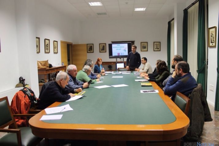 Presentación a las asociaciones de vecinos