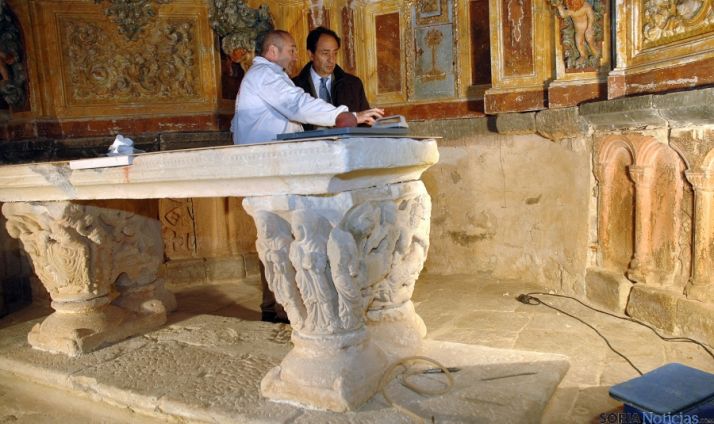 Yagüe y López (dcha.) en la ermita. / Jta.