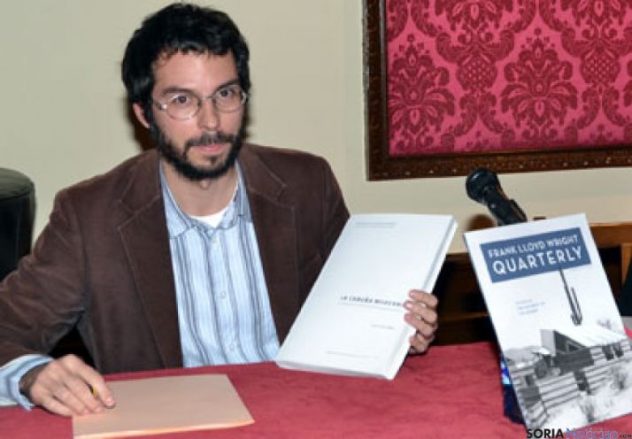 Miguel de Lózar, en la conferencia del Casino