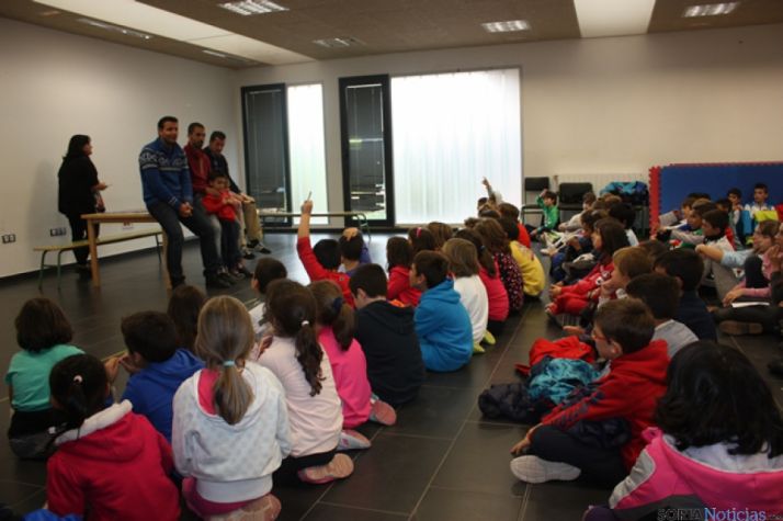 Jugadores del Numancia en la charla