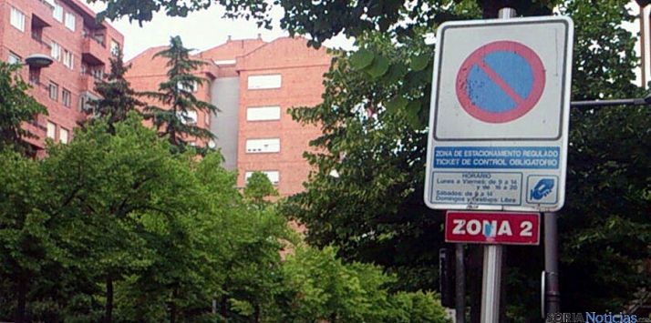 Cartel de zona azul en Vicén. / SN