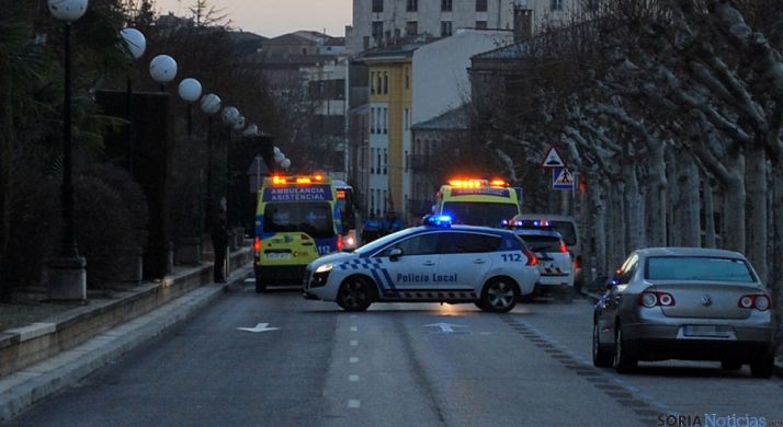 Dispositivo de los agentes de seguridad pública en el lugar del atropello. / SN