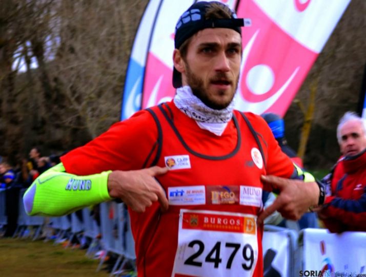 El atleta, durante la prueba. 