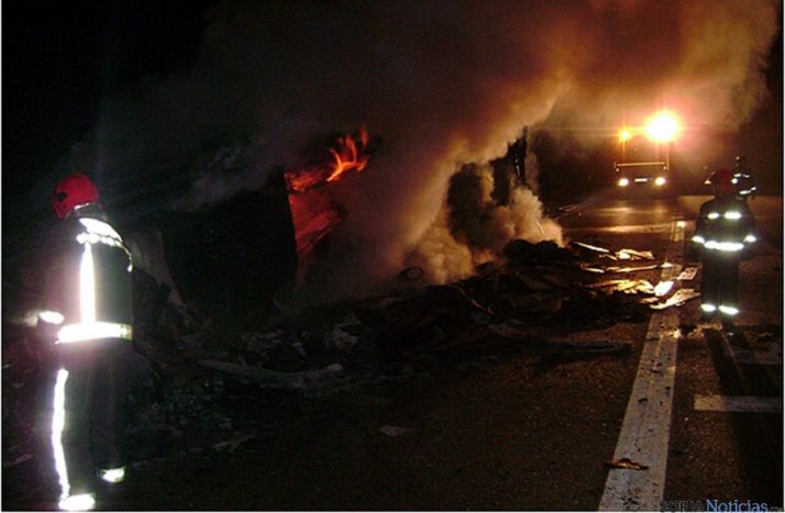 Los bomberos en una de sus intervenciones. / Ayto.