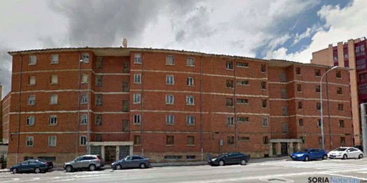 Bloque de viviendas de los camineros, en Soria. / GM