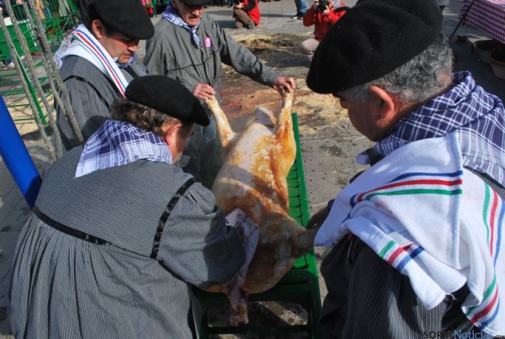 Una de las escenas del sacrificio del cerdo. / SN