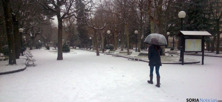 La capital se cubre de blanco