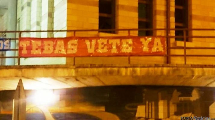 Pancartas en los aledaños de los Pajaritos / SN