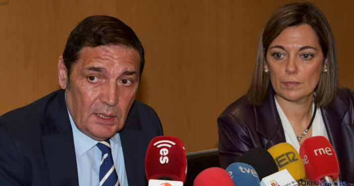 Milagros Marcos y Antonio Sáez.