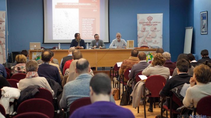 Imagen de las ponencias llevadas a cabo por Escuelas Católicas. 