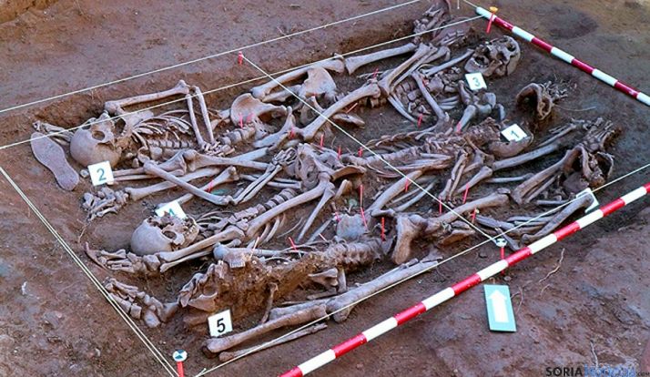 Restos de seis de los diez asesinados en Barcones. 