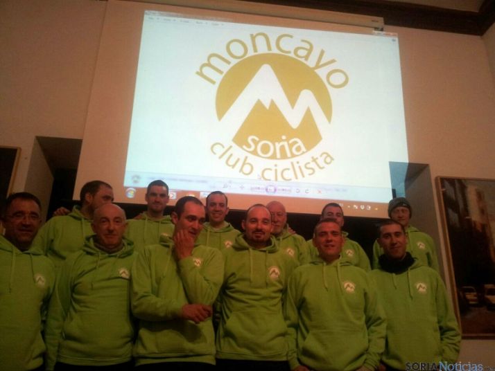 Algunos miembros del club agredeño. 