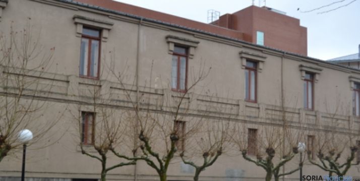 Fachada antiguo Colegio Universitario