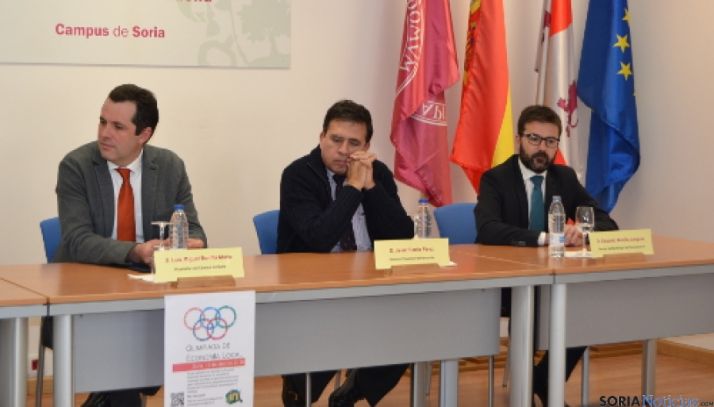 Firma Convenio Caja Rural y Campus