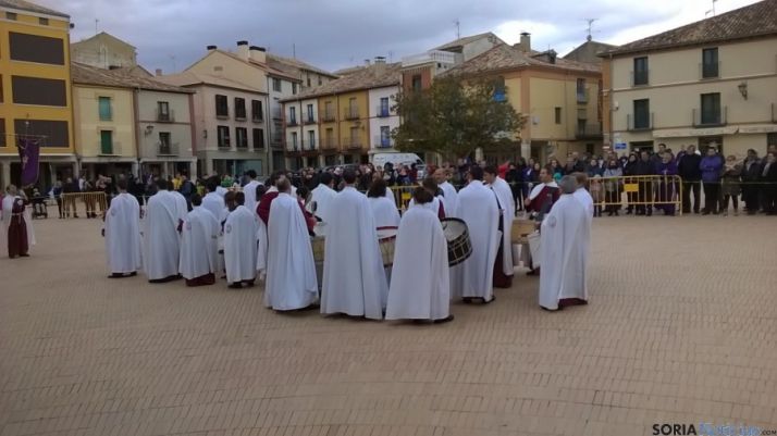 Distintos momentos de la exaltación adnamantina. / SN