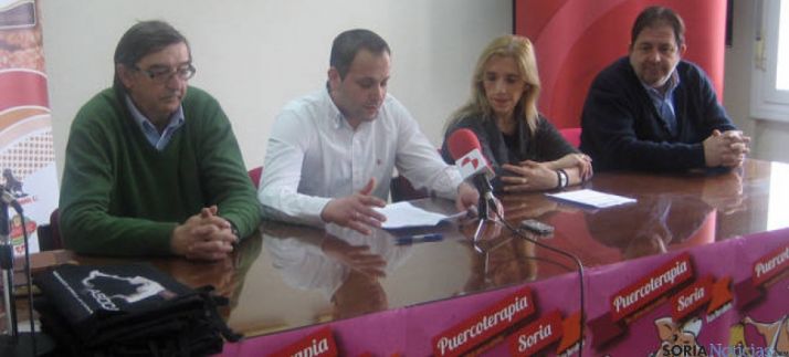 Presentación de Puercoterapia en FOES
