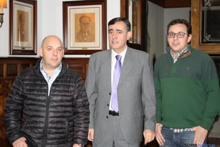 Reunión entre organización y Diputación