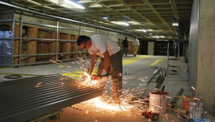 Las contrataciones bajaron en febrero respecto al mes anterior. / SN