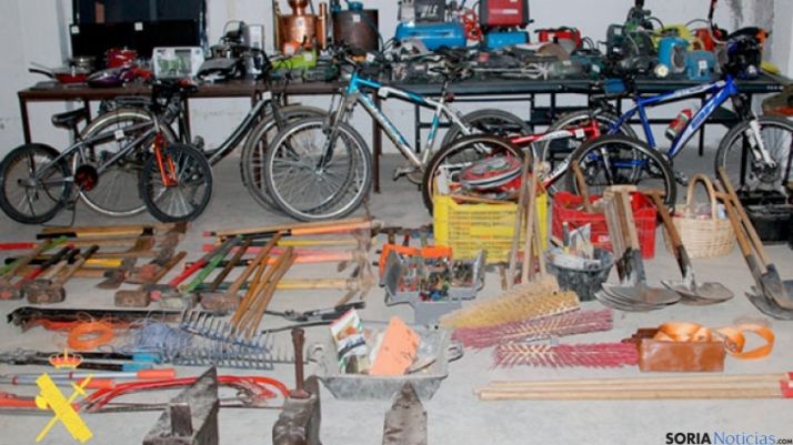 Material recuperado por la Guardia Civil.