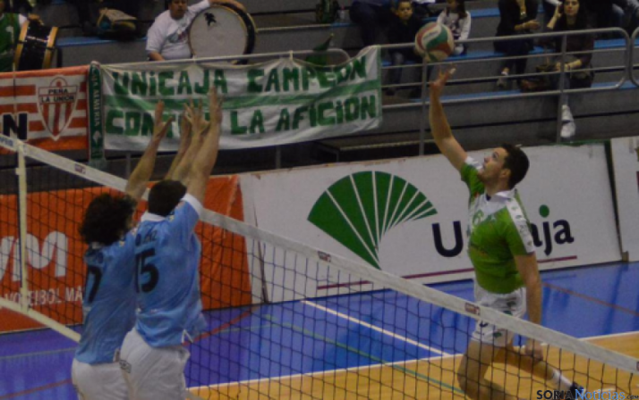 Partido de voley entre el Unicaja y el Río Duero San José