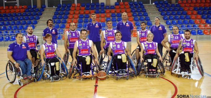 Plantilla del equipo galardonado. / CBSV