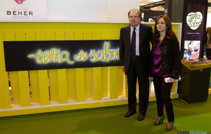 Juan Vicente Herrera con la consejera Silvia Clemente. / Jta.