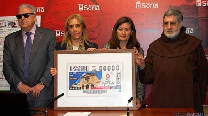 Presentación del cupón de la ONCE.