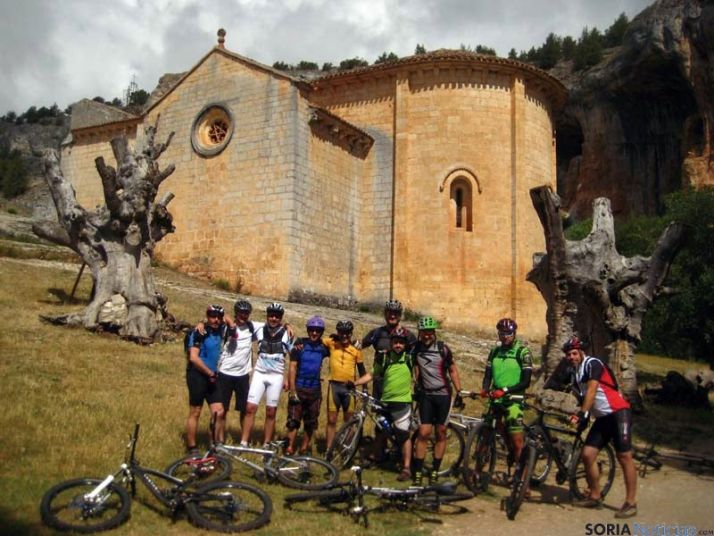 Un grupo de ciclistas en una de las etapas. 