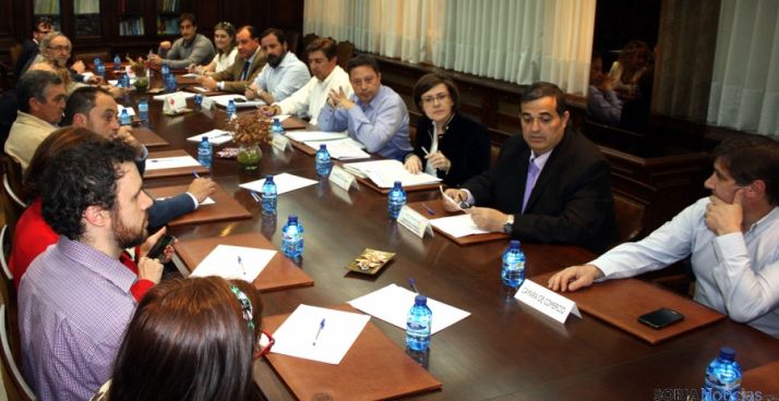 Reunión de la Cámara con el PP. 