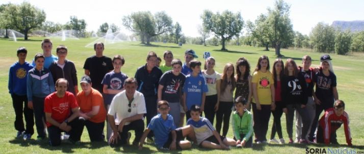 Pardo en el campo de golf