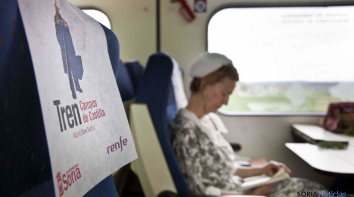 El tren machadiano en uno de sus viajes. / SV