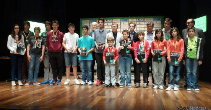 Los jóvenes talentos del ajedrez en León. 