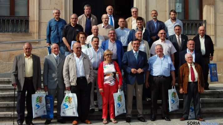Los alcaldes homenajeados por la Diputación. / Dip.