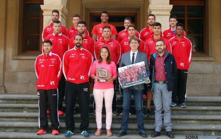 Rececpción municipal al Numantino. / SN