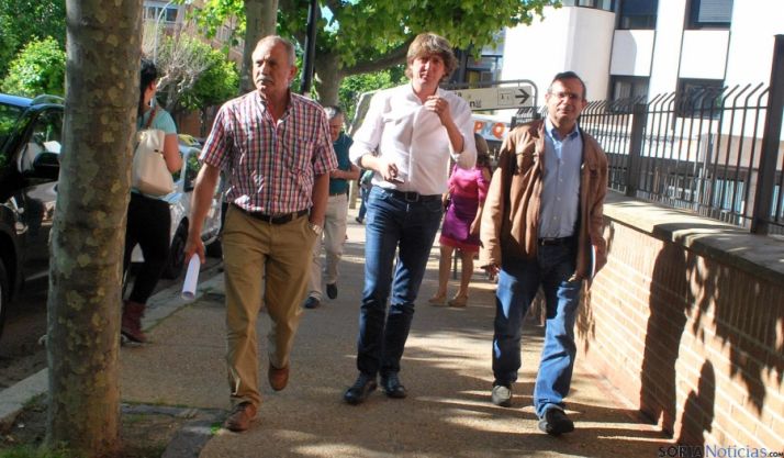 Mínguez, entre De Miguel (izda.) y De Lózar. / SN