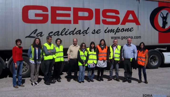 Los técnicos, en las instalaciones de GEPISA. 