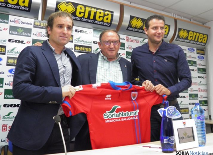 Arrasate en su presentación prometemos trabajo y por qué no, algo ilusionante