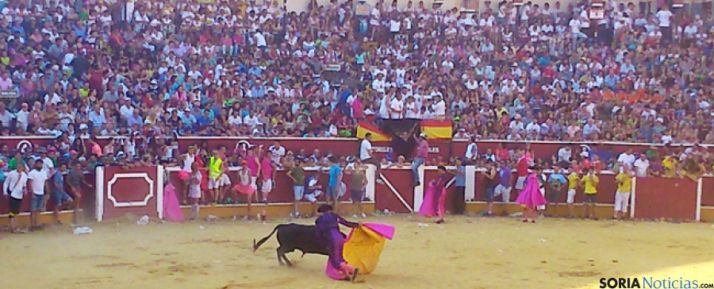 Marcos Pérez es el triunfador de la novillada del Viernes de Toros de la tarde