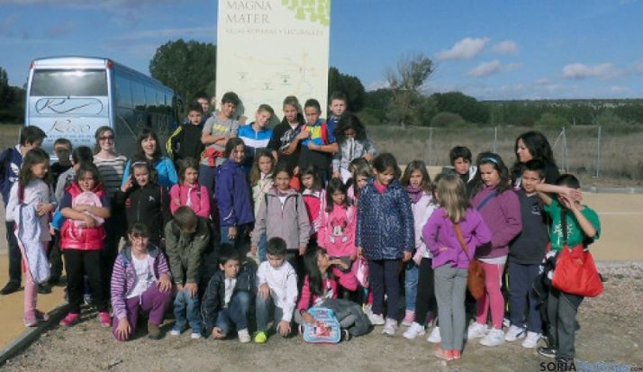 Escolares en Las Cuevas.