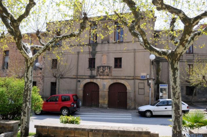 Fachada del antiguo CUS