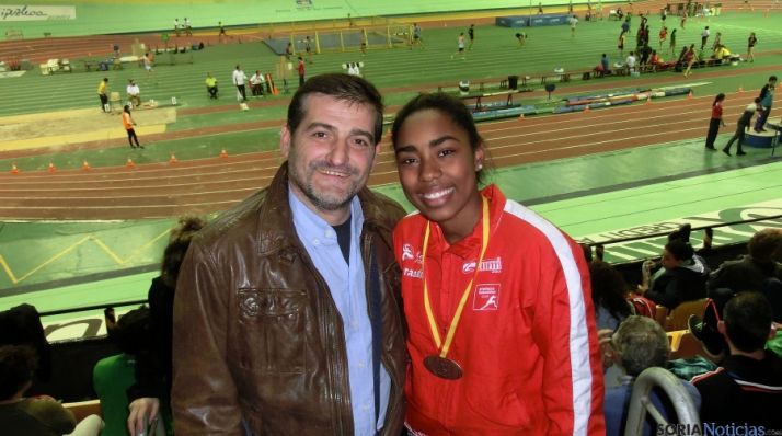 Mateo, con su entrenador García Chico.