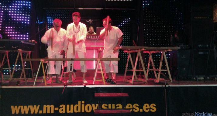 El grupo Txalabardos, en Martialay. / SN