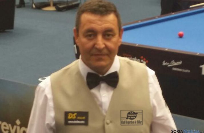 Pozo, jugador de billar del C.A.Numancia